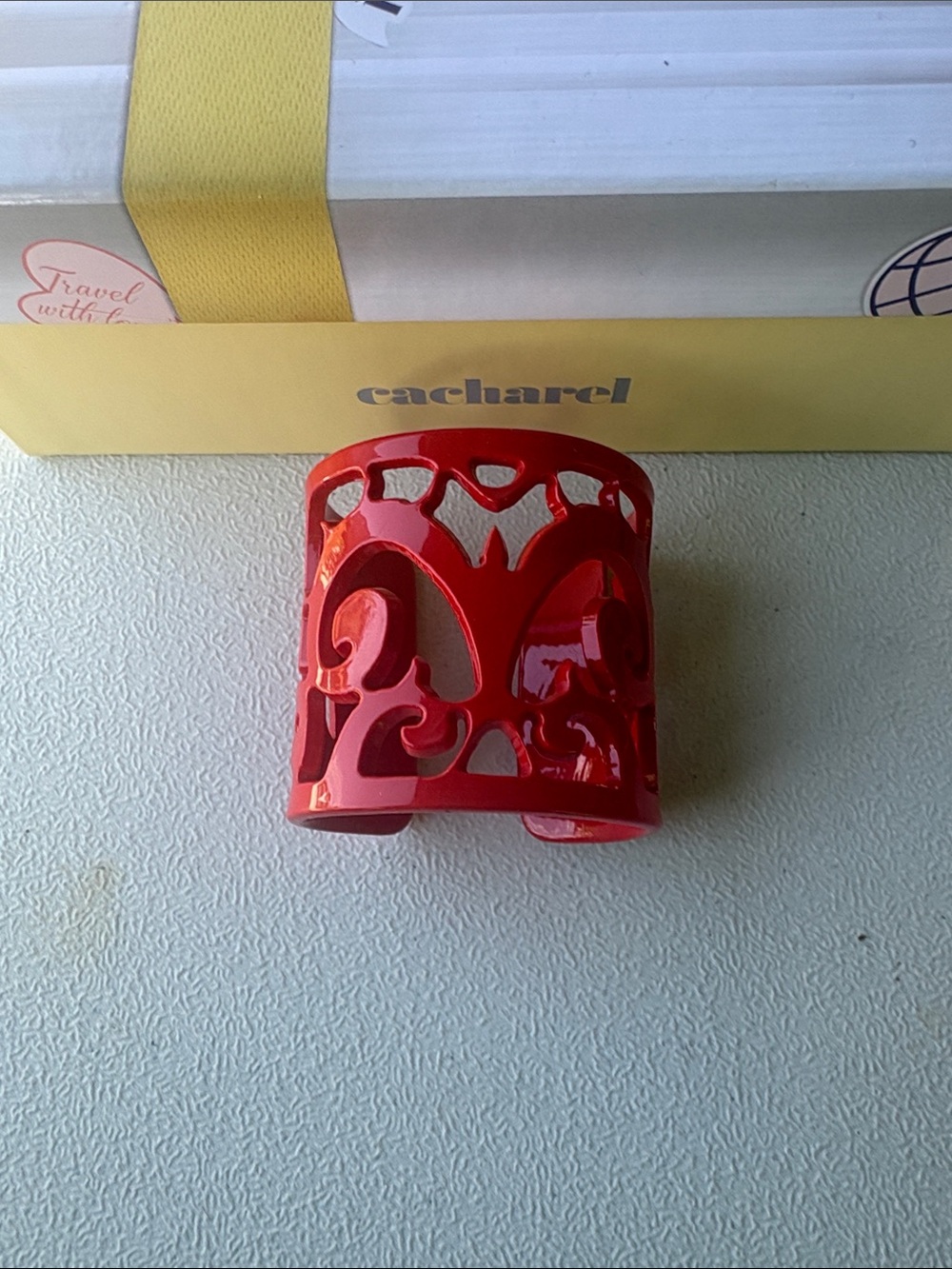 Red Decorative Cutout Candle Sleeve - Cacharel